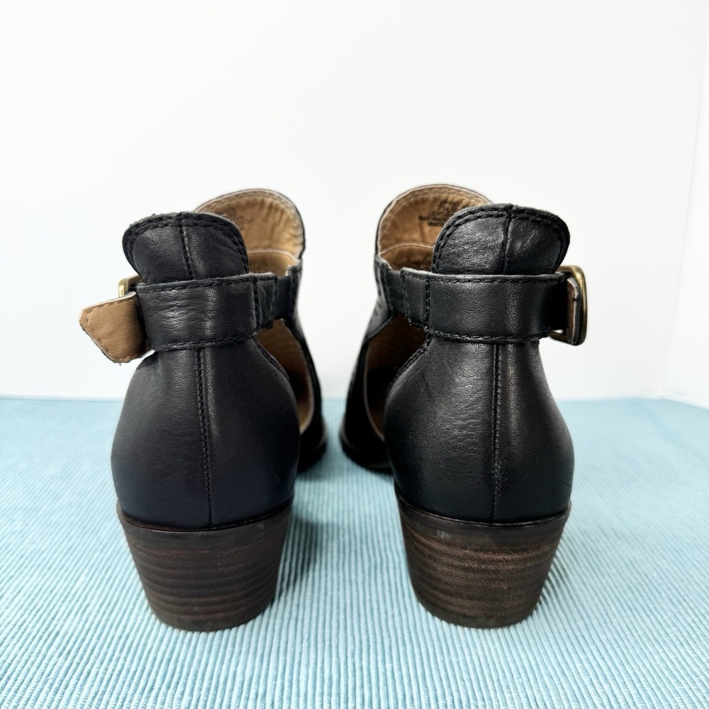 Lucky Brand Fillian Black Leather Perforated Ankle Boots Strappy Boho Size 7.5 - Picture 6 of 8